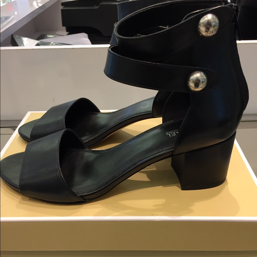 MK shoes